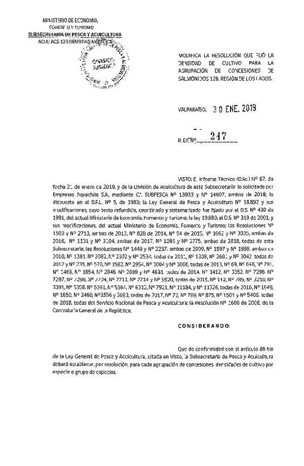 Res. Ex. N° 247-2019 Modifica la Resolución que fijó la densidad de cultivo para la agrupación de concesiones de salmónidos 12B, región de Los Lagos (Con Informe Técnico) (Publicado en Página Web 30-01-2019)