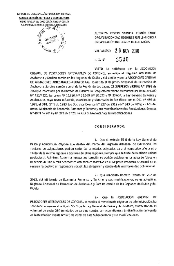 Res. Ex. N° 2530-2020 Autoriza Cesión anchoveta y sardina común Región del Biobío a Región de Los Lagos. (Publicado en Página Web 27-11-2020).