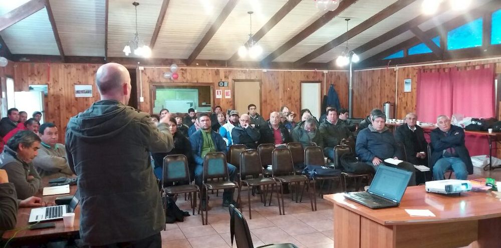 La Araucanía y Los Ríos: sector pesquero evalúa y entrega propuestas de modificaciones a Ley de Pesca