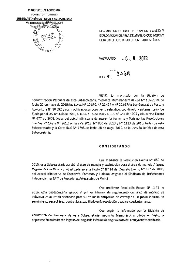 Res. Ex. N° 2456-2019 Declara caducidad de plan de manejo y explotación de área de manejo. deja sin efecto resoluciones que señala.