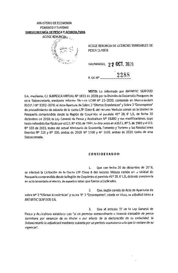 Res. Ex. N° 2288-2020 Acoge Renuncia de Licencias Transables de Pesca Clase B. (Publicado en Página Web 22-10-2020)