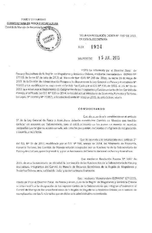 Res. Ex. N° 1924-2015 Modifica Res. Ex. N° 1682-2015 Oficializa Nominación de Miembros del sector Público de Comité de Manejo Recursos Bentónicos en la Región de Magallanes y Antártica Chilena. (F.D.O. 23-07-2015)