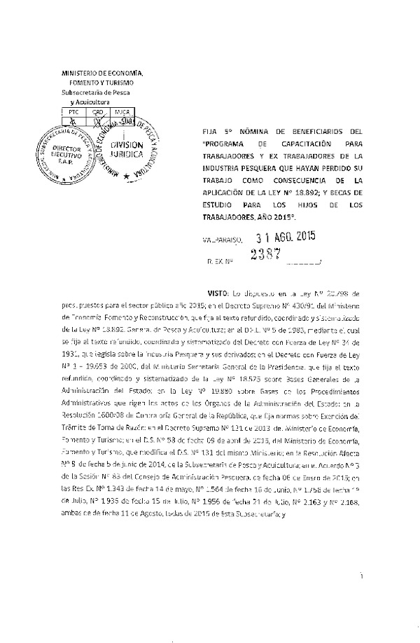 Res. Ex. N° 2387-2015 Fija 5° nómina de beneficiarios del "Programa de capacitación para trabajadores y ex trabajadores de la industrial pesquera".