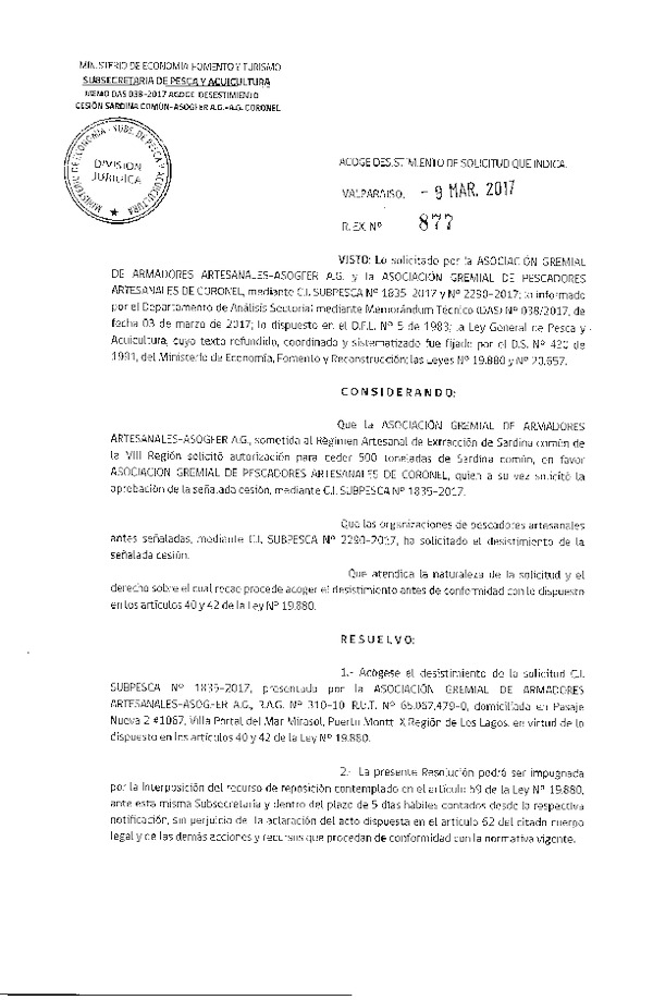 Res. Ex. N° 877-2017 Acoge desistimiento de solicitud que indica.