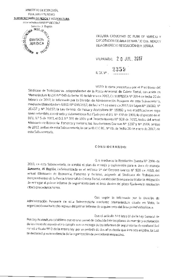 Res. Ex. N° 2359-2017 Declara Caducidad de Plan de Manejo y Deja sin Efecto Resoluciones que Señala.