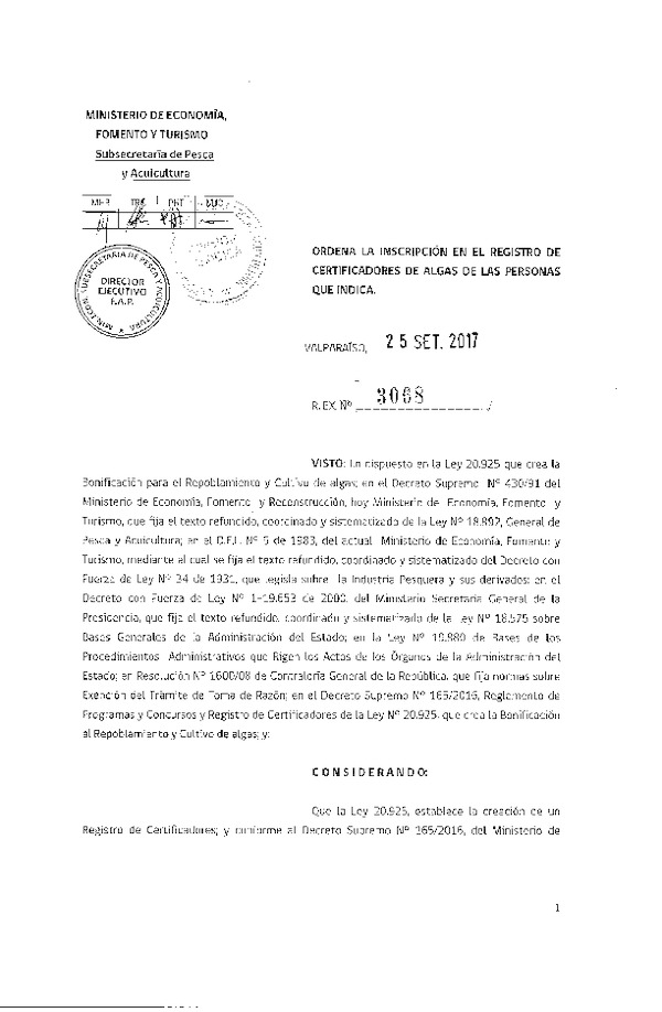 Res. Ex. N° 3068-2017, ordena la inscripción en el registro de certificadores de algas de las personas que indica