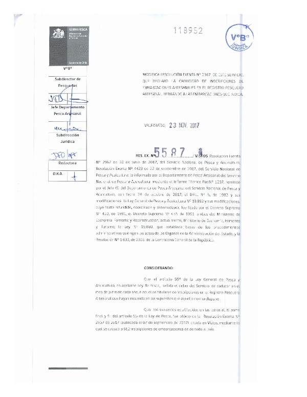 Res. Ex. N° 5587-2017 Modifica Res. Ex. N° 2967-2017 (Sernapesca) Declara Caducidad de Inscripciones de Embarcaciones Artesanales que Indica en el Registro Pesquero Artesanal. (Publicado en Página Web 27-11-2017)