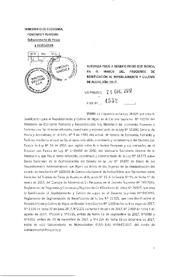 Res. Ex. N° 4552-2017 Autoriza pago a beneficiarios que indica, en el marco del programa de bonificación al repoblamiento y cultivo de algas, año 2017.