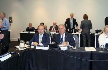 Primera sesión de la Comisión de la ORP, realizada en Auckland, Nueva Zelanda.