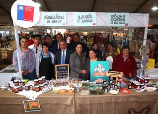 Subpesca y pesca artesanal acercan los productos del mar a los chilenos